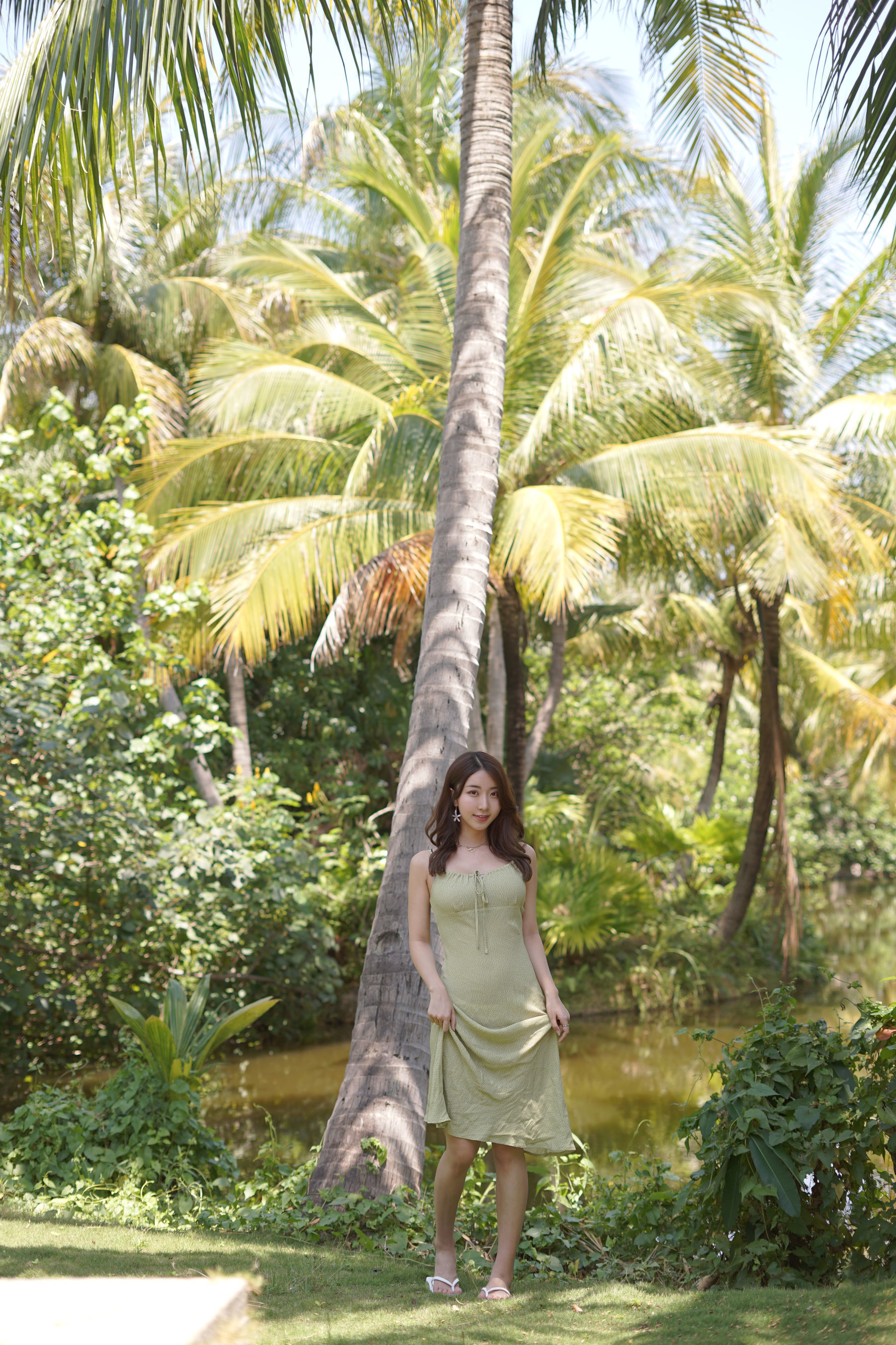 人气Coser黑川 《海岛之旅 绿色连衣裙》 写真集(2)