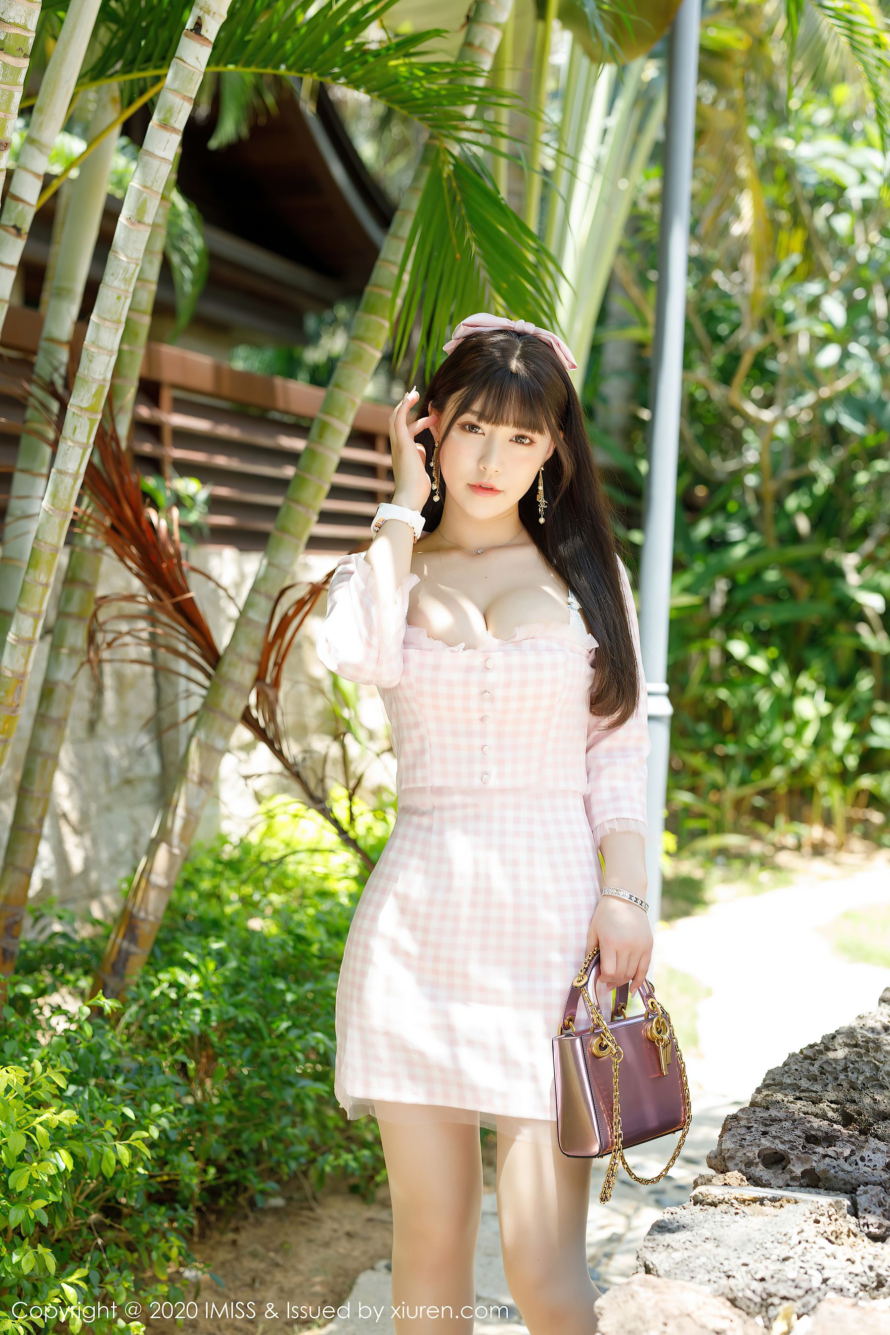 [爱蜜社IMiss] Vol.480 朱可儿Flower - 粉色的格子吊裙(5)