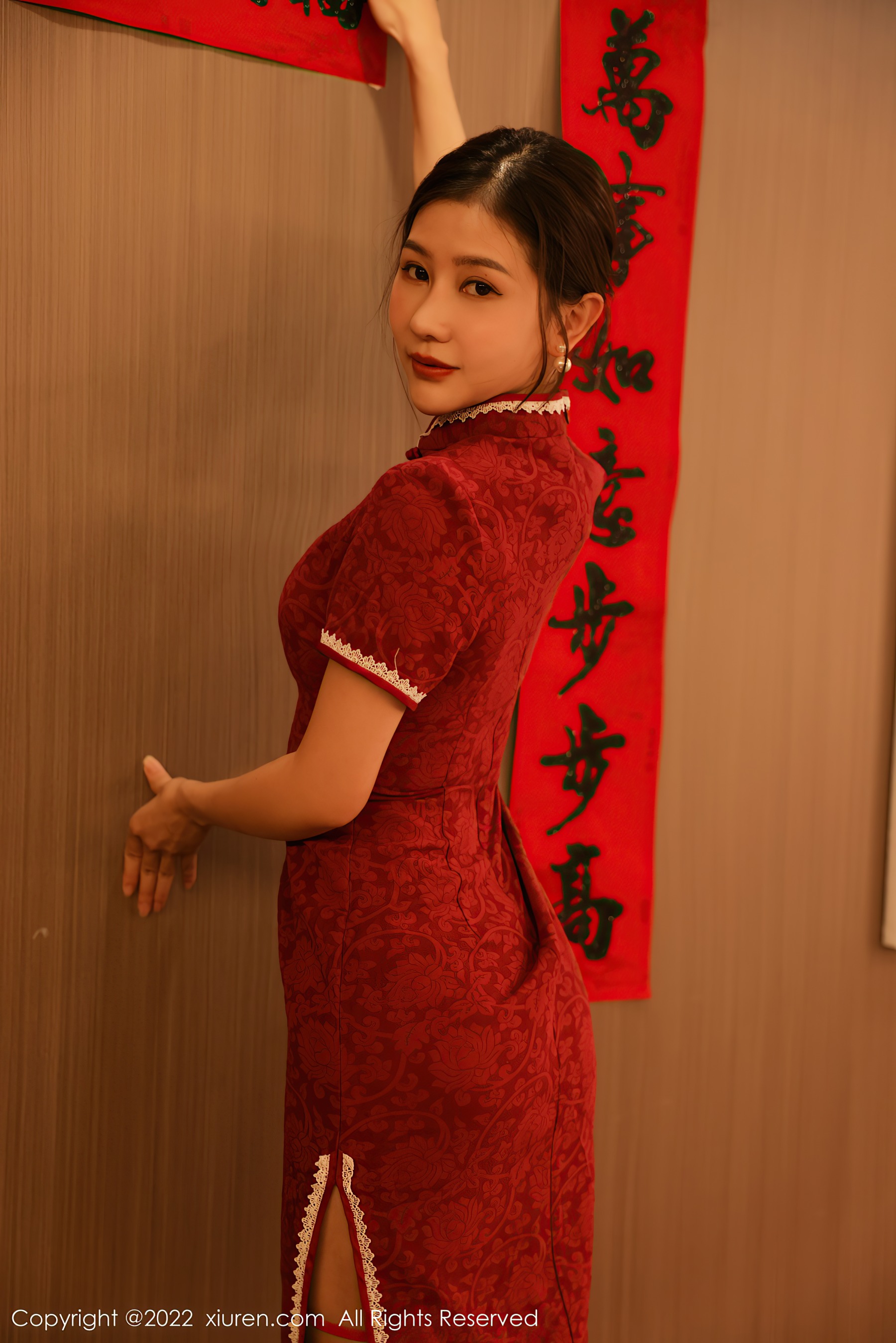 [XiuRen秀人网] No.4508 尹甜甜 旗袍熟女新年主题(1)